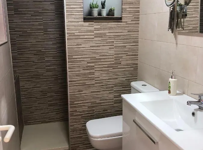 Paulalucía Costa De Antigua