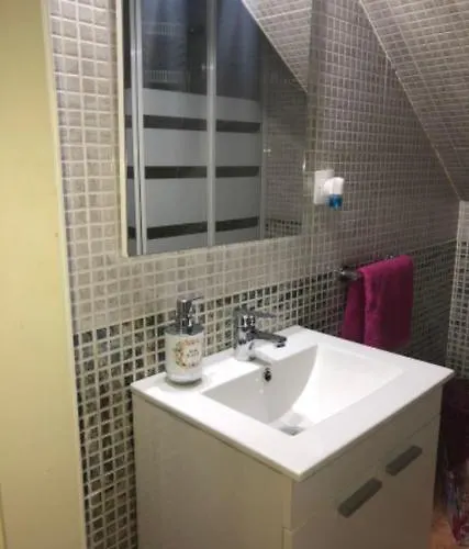 Paulalucía Apartamento *