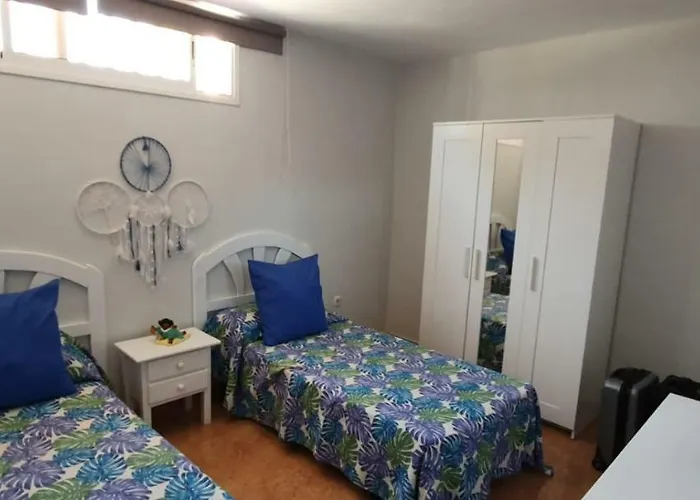 Paulalucía * Costa De Antigua